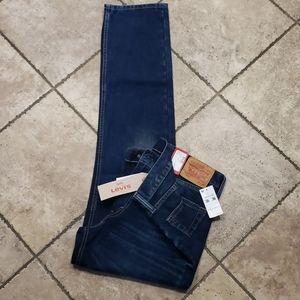 *NWT* Levi's Jeans